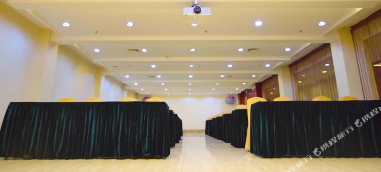 常州鸣凰国际大酒店(春秋淹城武进站店)图片