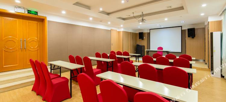 IU酒店(长沙五一大道火车站地铁站店)图片