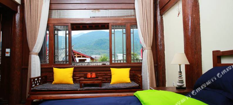 丽江镜花缘客栈图片