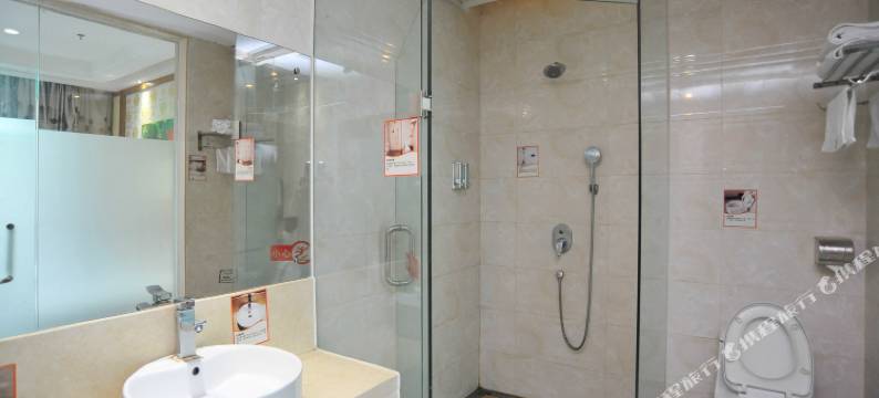 贵族生态酒店(厚街万达广场店)图片