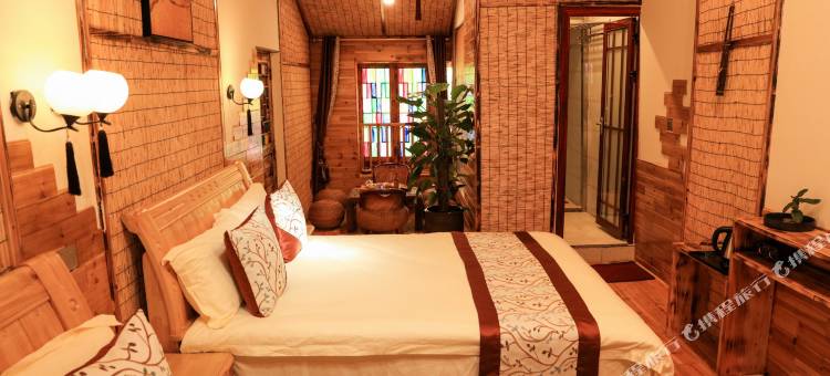 昭平黄姚伴月阁客栈图片