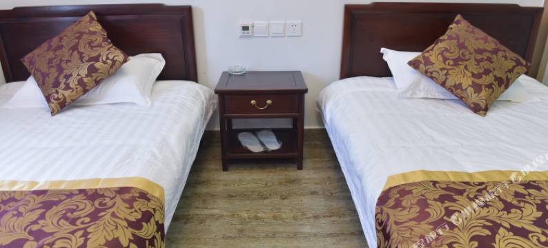 石渠格萨尔假日酒店图片