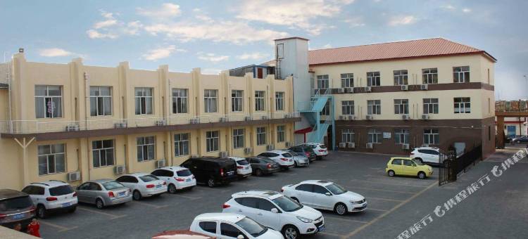 如家酒店(乌兰察布维多利广场团结大街店)图片