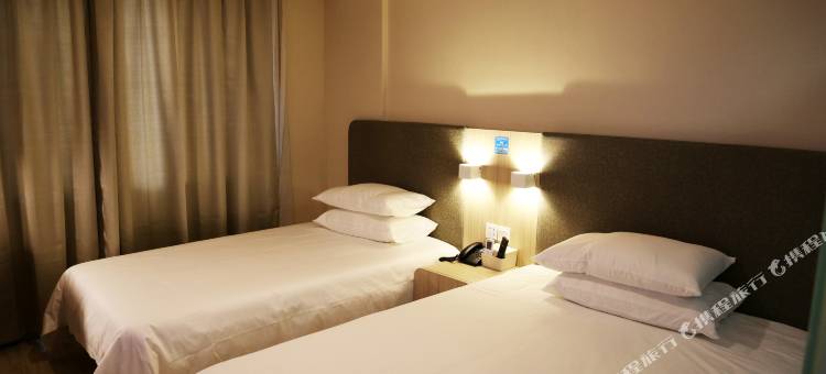 尚品电竞酒店(瑞安体育馆店)图片