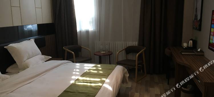 榴莲糖果精品酒店(乌鲁木齐人民电影院北门地铁站店)图片