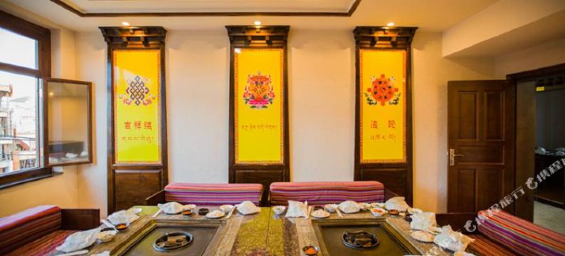 香格里拉圣晨茶马驿站图片