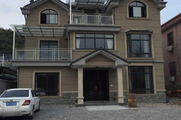 余姚风景优美的四明湖边别墅