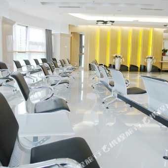 商务酒店招聘_驿巢商务酒店招聘(3)