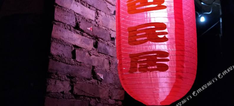 泸沽湖草海原色民居图片