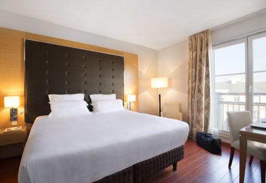 Relais Spa Chessy Val d'Europe Hotel Overview