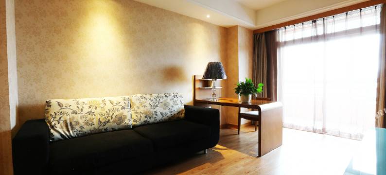 美邻私人酒店(宜昌CBD解放路步行街店)图片