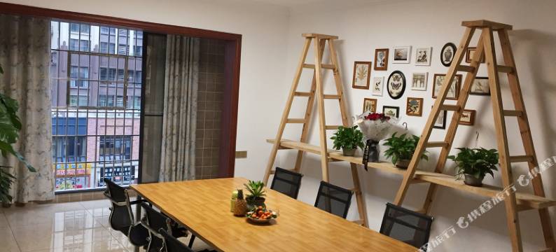 七月青年旅社(柳州万达科大店)图片