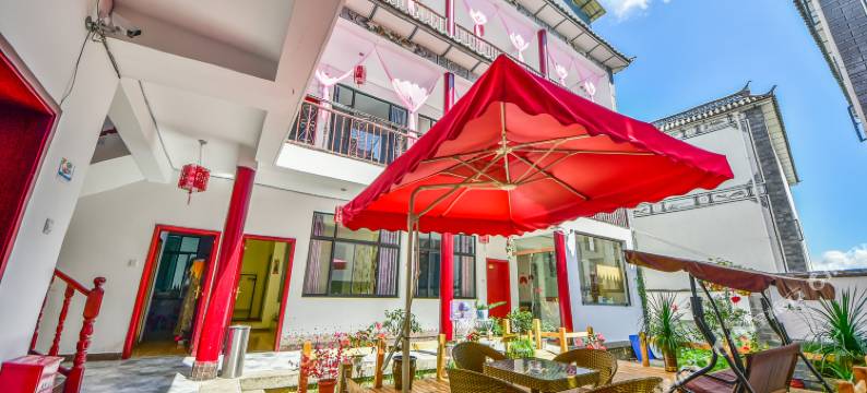 大理三生三世客栈(文献路分店)图片