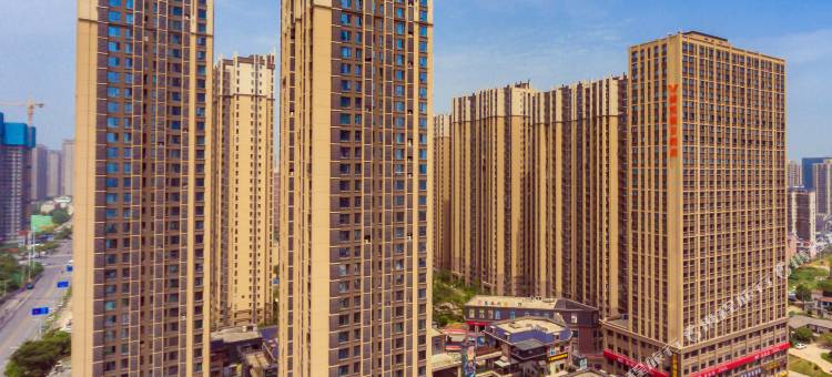 长沙诚悦假日酒店(湖南金融中心茶子山地铁站店)图片