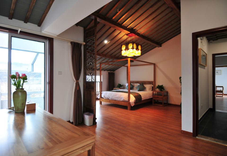 stay shesay Hotel Overview