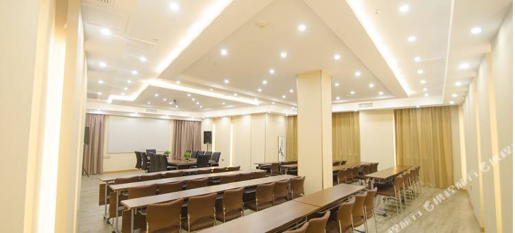 如家睿柏·云酒店(淮安金湖健康西路店)图片