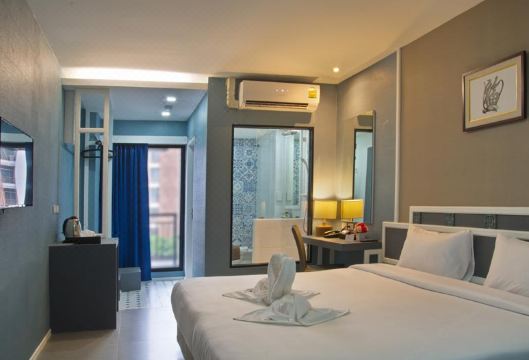 Villa BaronHotel Overview