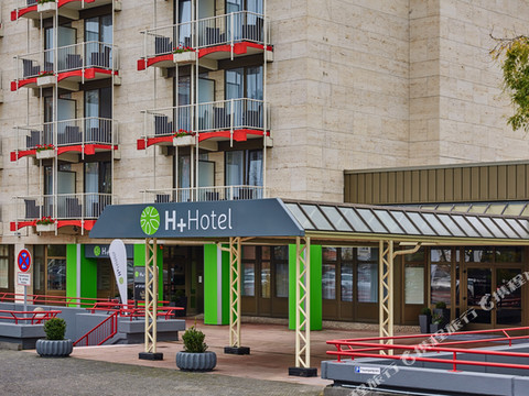 H+巴德索登酒店