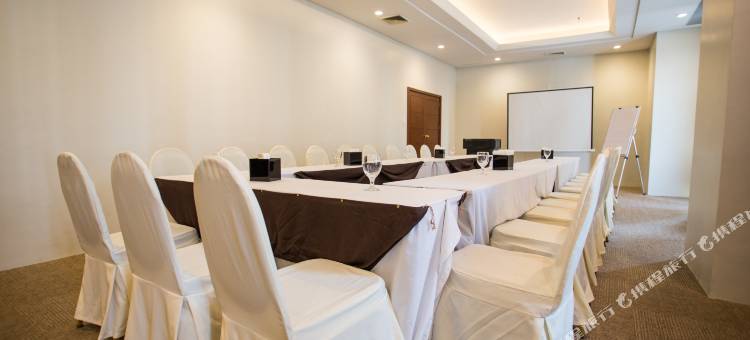 无限大厦套房酒店(Infinity Tower Suites)图片