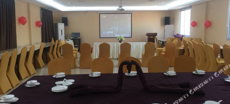 皕盈酒店(广州金沙洲店)图片