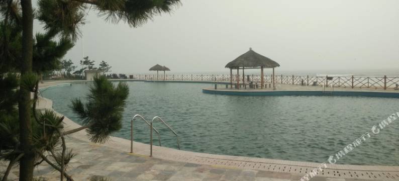 日照金渔船渔家图片