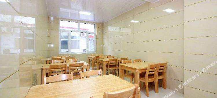 畅晴酒店(北戴河刘庄夜市店)图片