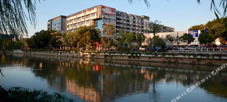 速8酒店(福州金鸡山温泉公园店)图片