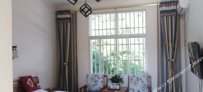 鸡足山善仁居客栈图片