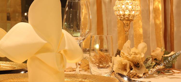 坎德施泰格博尼福餐厅酒店(Bernerhof Swiss Quality Hotel)图片