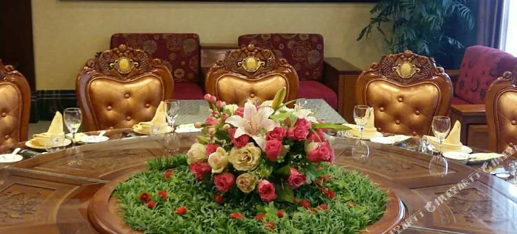 松泰酒店(黄冈科技职业学院店)图片