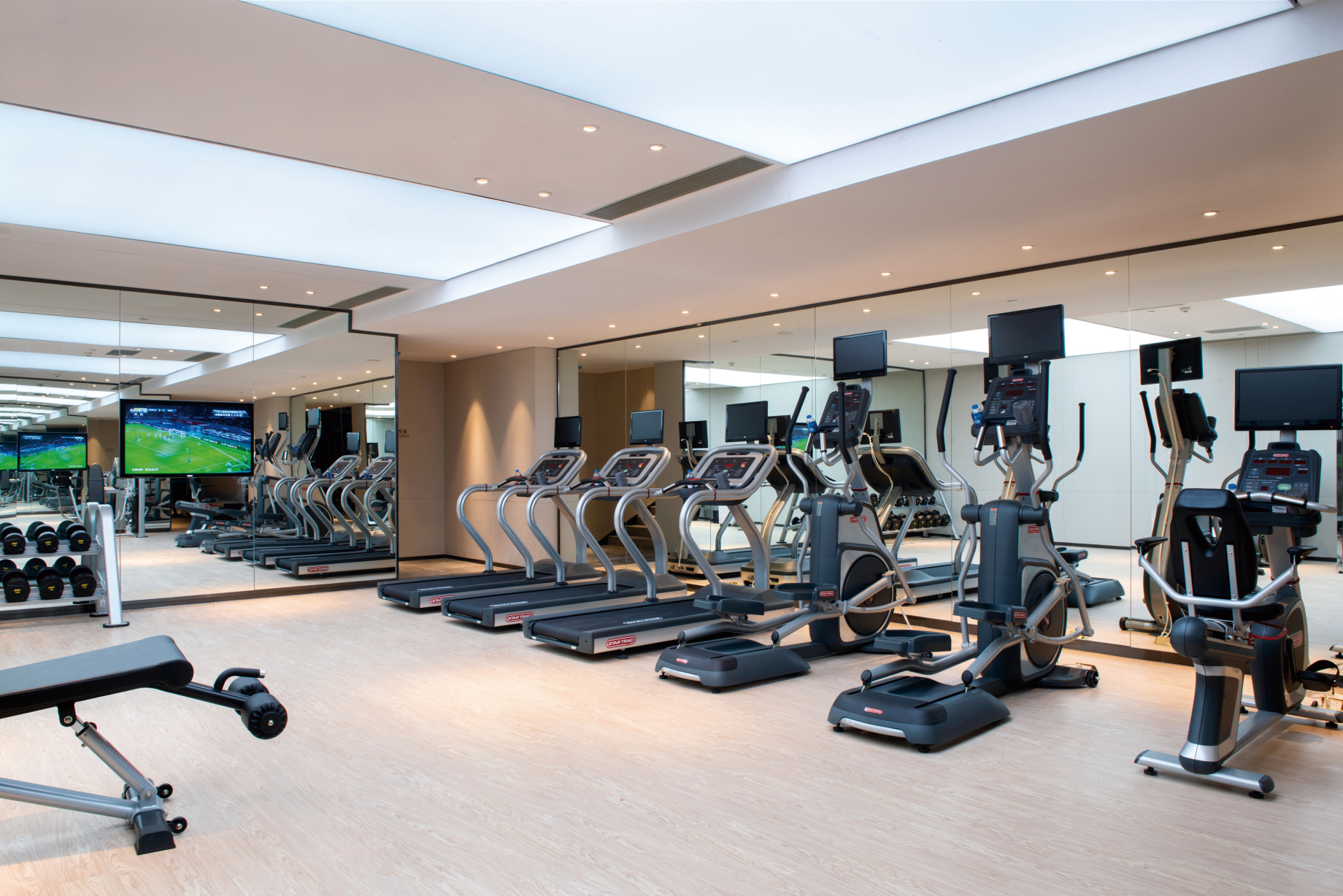 Crowne Plaza Hotel HuailaiOver view