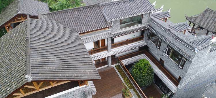 SHUIXIU凤凰·水秀丨Azure Haven沱江江景酒店(凤凰古城雾桥店)图片