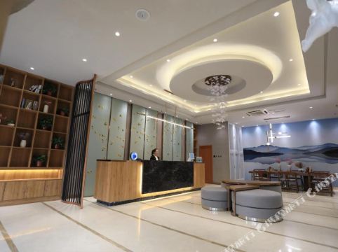 和美酒店(济南万达店)