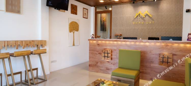 素叻他尼机场酒店(Baan Urt Suratthani Airport Hotel)图片