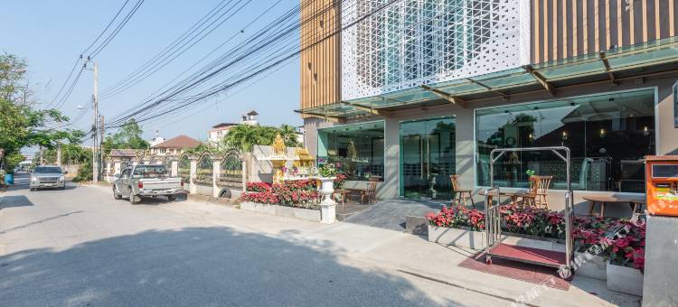 蓬萨科恩精品度假村(Pongsakorn Boutique Resort)图片