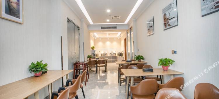 速8酒店(苏州望亭镇商业广场店)图片