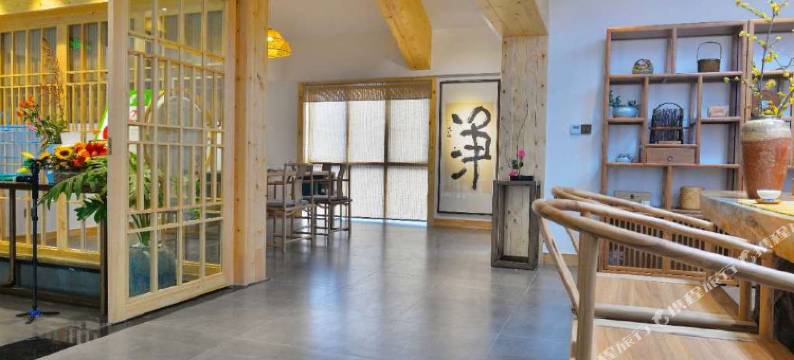 乐山浔隐民宿(乐山高铁站店)图片
