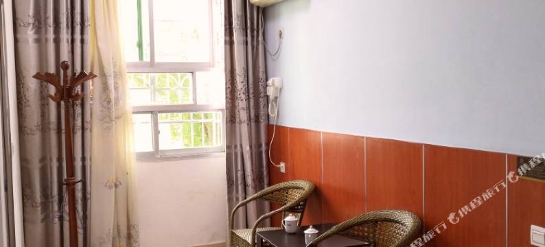 大余西门商务宾馆图片