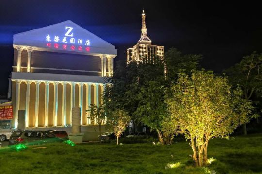 z酒店开远东启花园店