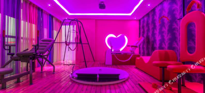 张家港迷白艺术酒店(大成广场店)图片