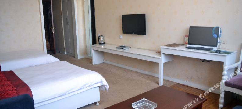 伊宁威港商旅酒店(喀赞其汉人街大巴扎店)图片