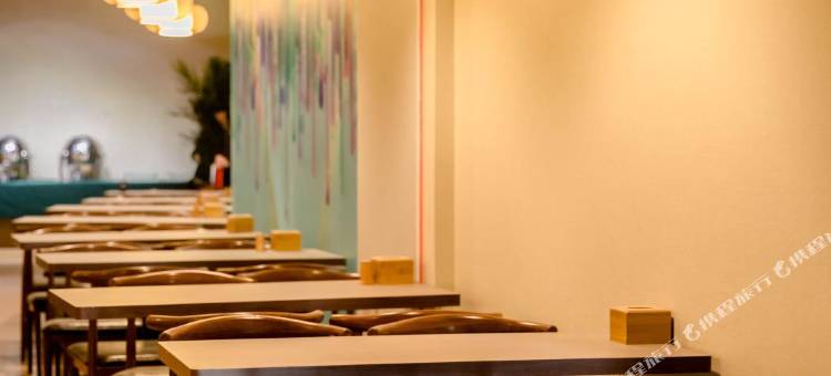 围场锦程优选假日酒店(围场客运站店)图片