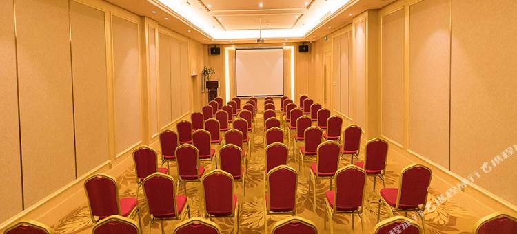 维也纳国际酒店(达州火车站罗浮广场店)图片