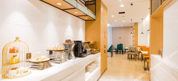 杭州西湖文化广场地铁站上塘路亚朵酒店图片