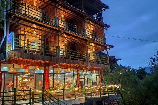 龙胜临溪民宿酒店