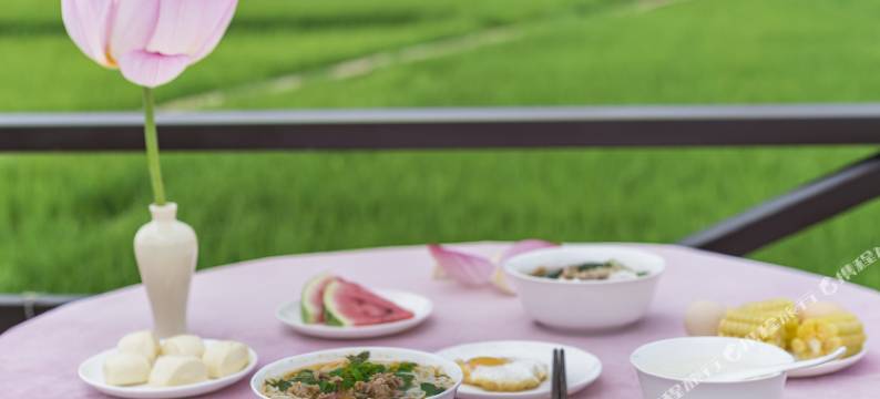 普者黑本千度假酒店(普者黑景区情人桥店)图片