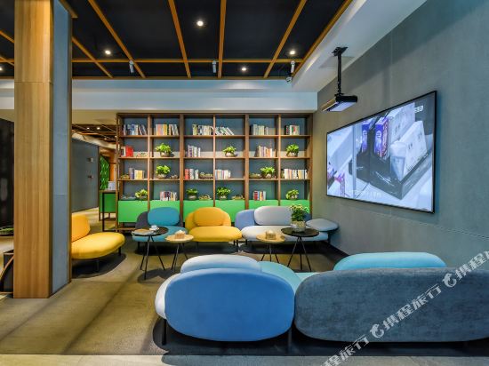 秋果酒店(成都春熙路太古里店)详情-pc酒店预订-中国南方航空官网