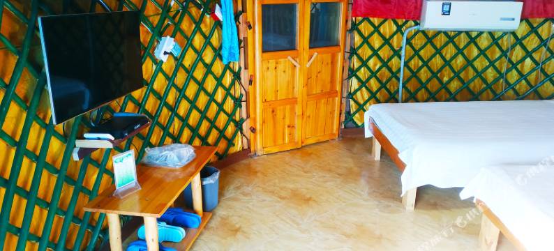 额尔塔拉蒙古包绿色庄园图片