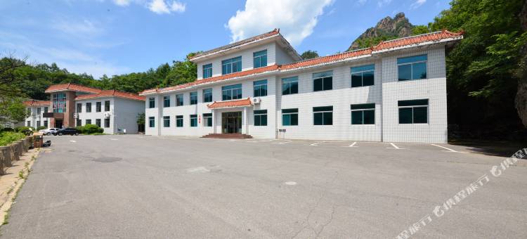 本溪枫叶山庄图片