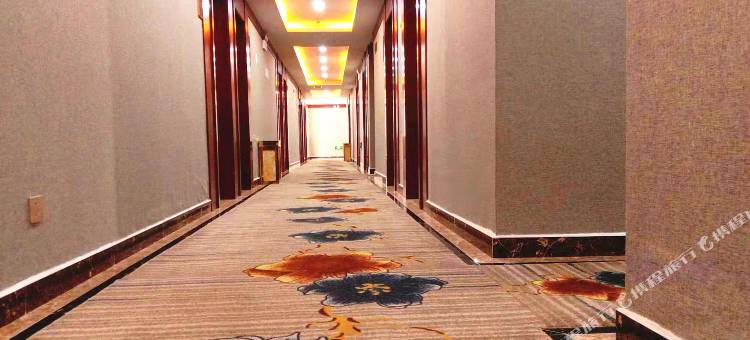 星期八商务宾馆(长丰北城世纪城店)图片